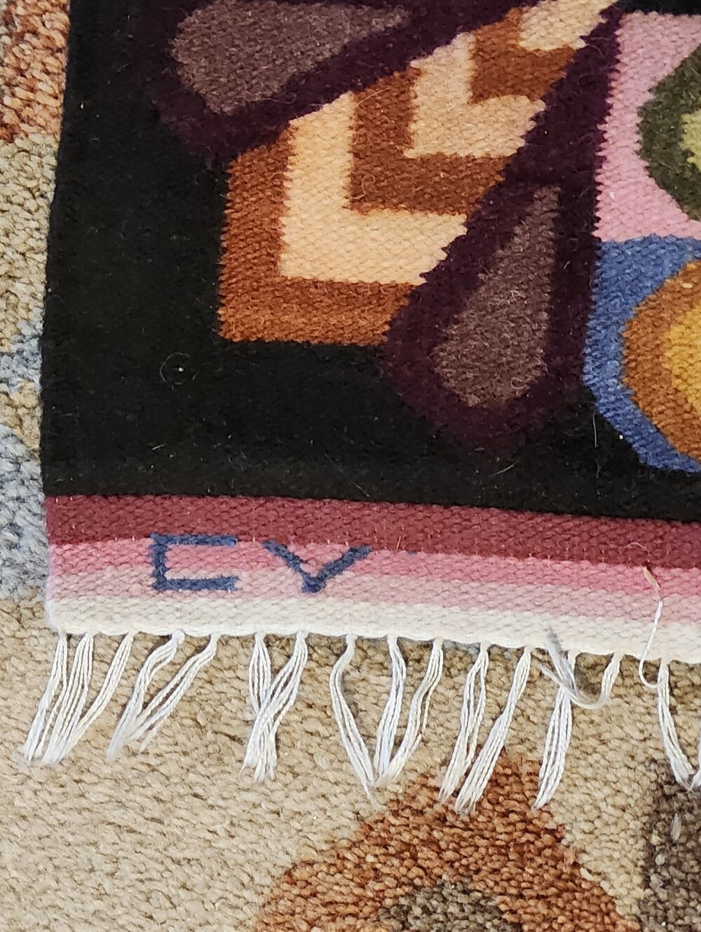 Peruvian 100% Wool Area Rug - Picture 5 of 5